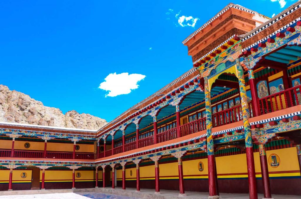 savaari-hemis-monastery-2019