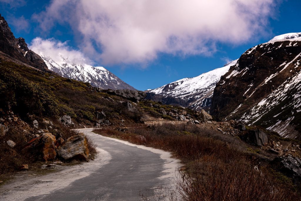 savaari-road-trip-to-gurudongmar-lake