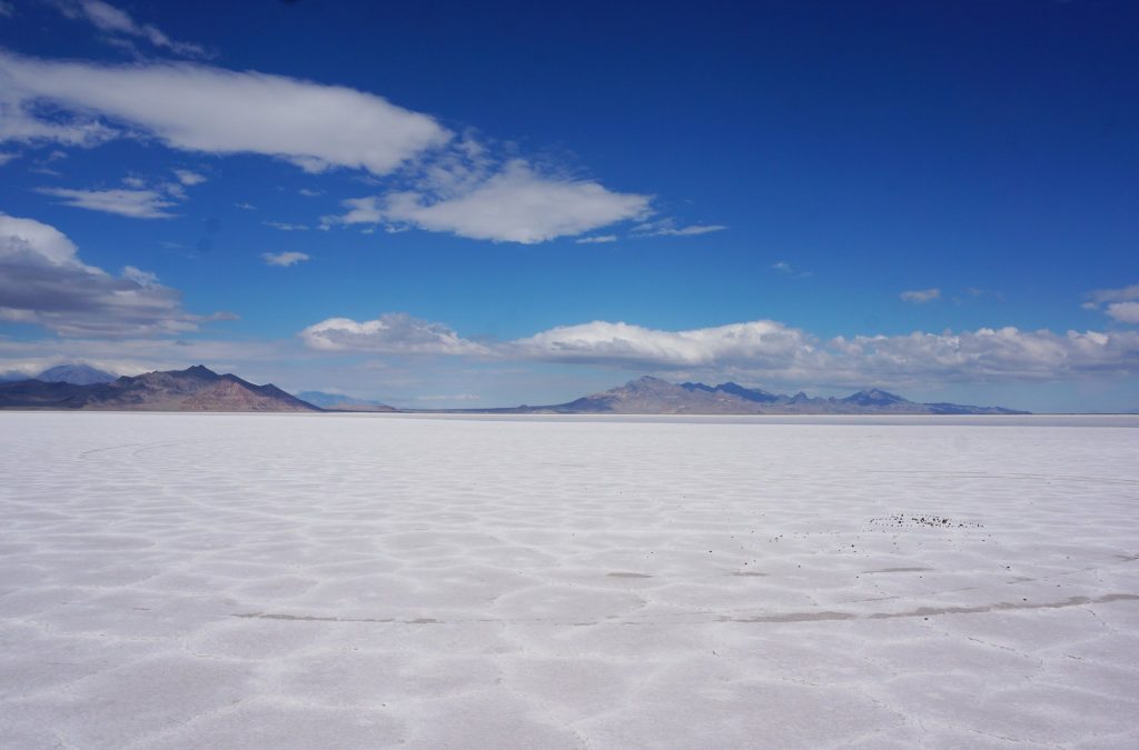 savaari-bonneville-salt-flats-utah-travel-begins-at-home