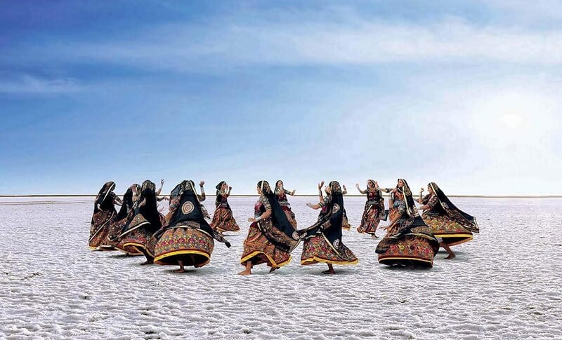 savaari-indian-vibe-at-rann-of-kutch