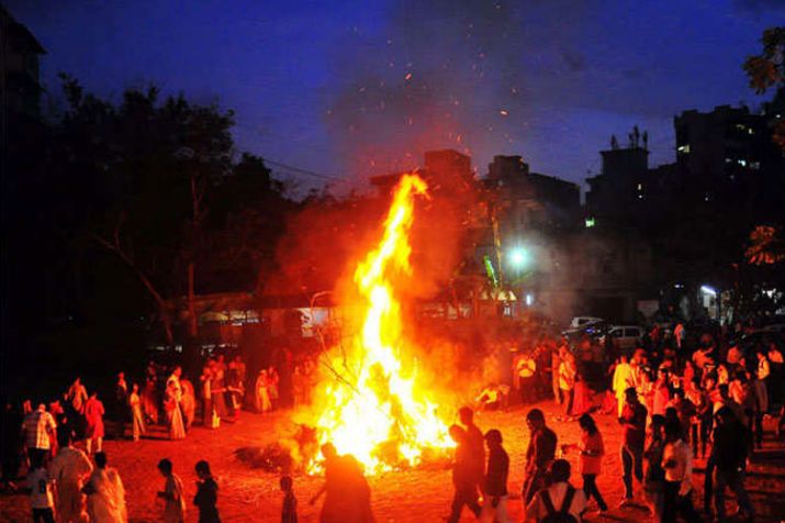 savaari-holika-dahan-varanasi-2021