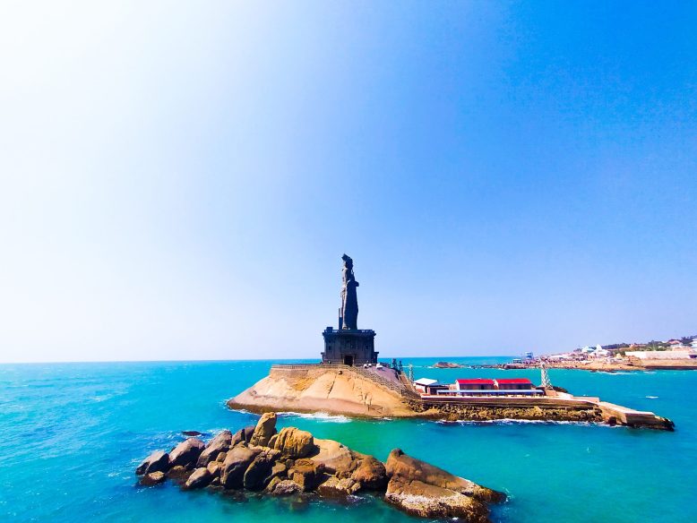 Kanyakumari Thiruvalluvar statue