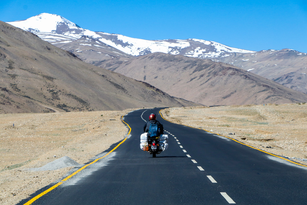 bike-ride-through-ladakh