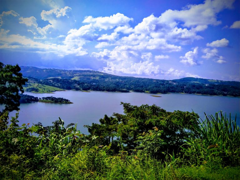 Umaim Lake - Shillong