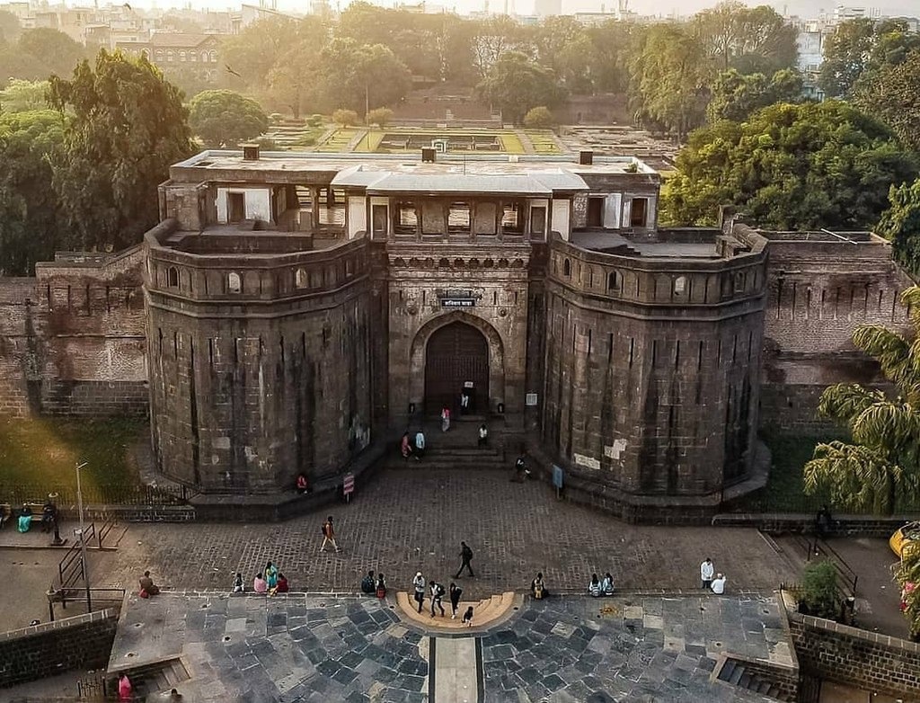 Unraveling the Bloody Tales of Shaniwar Wada - Savaari Car Rentals Blog