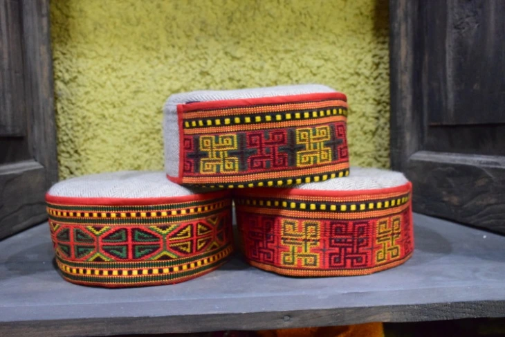Indian souvenirs - Garhwali Topi 