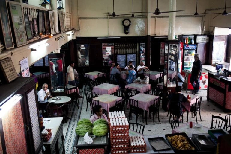 Irani cafes in Mumbai, Kyani and co