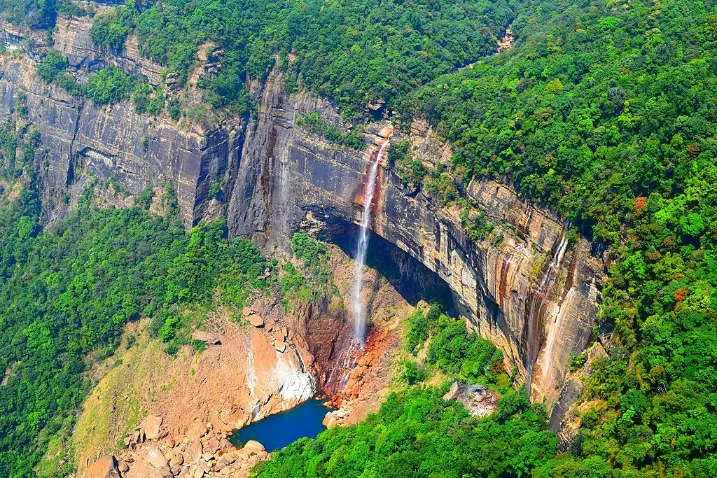 Nohkalikai falls