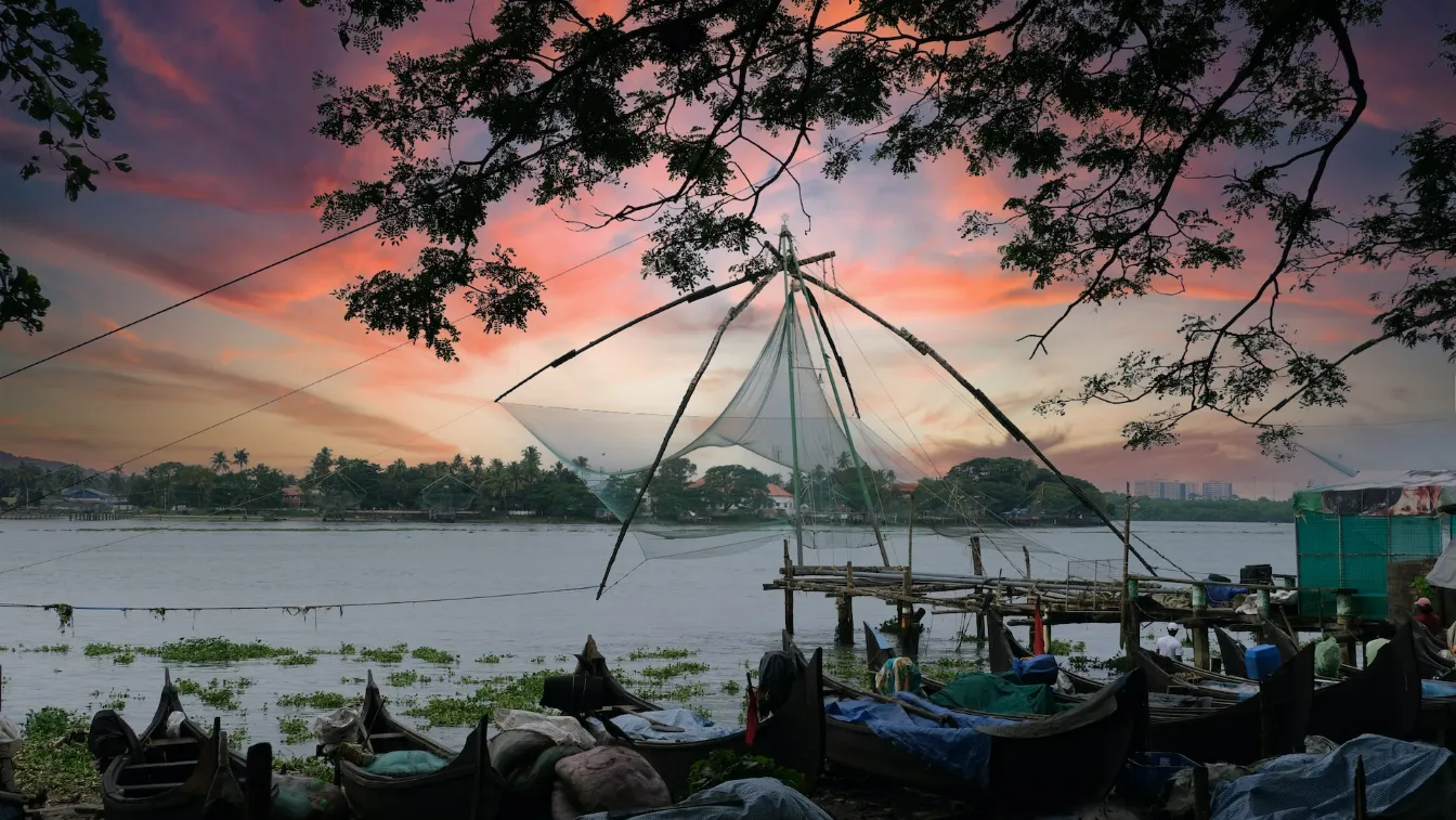 Historical Hues & Harbor Views - Things to do in Kochi