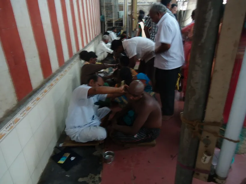 Head shaving at tirupati - Tirupati's wig industry