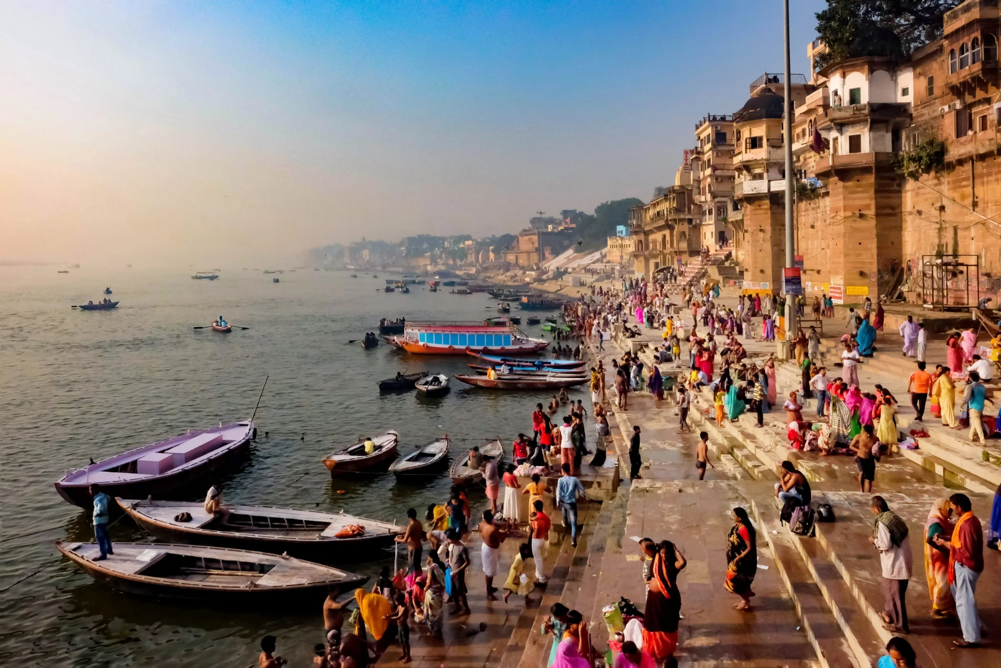 Between Heaven And Earth Exploring Varanasi s Iconic Ghats Between Heaven And Earth Exploring Varanasi s Iconic Ghats