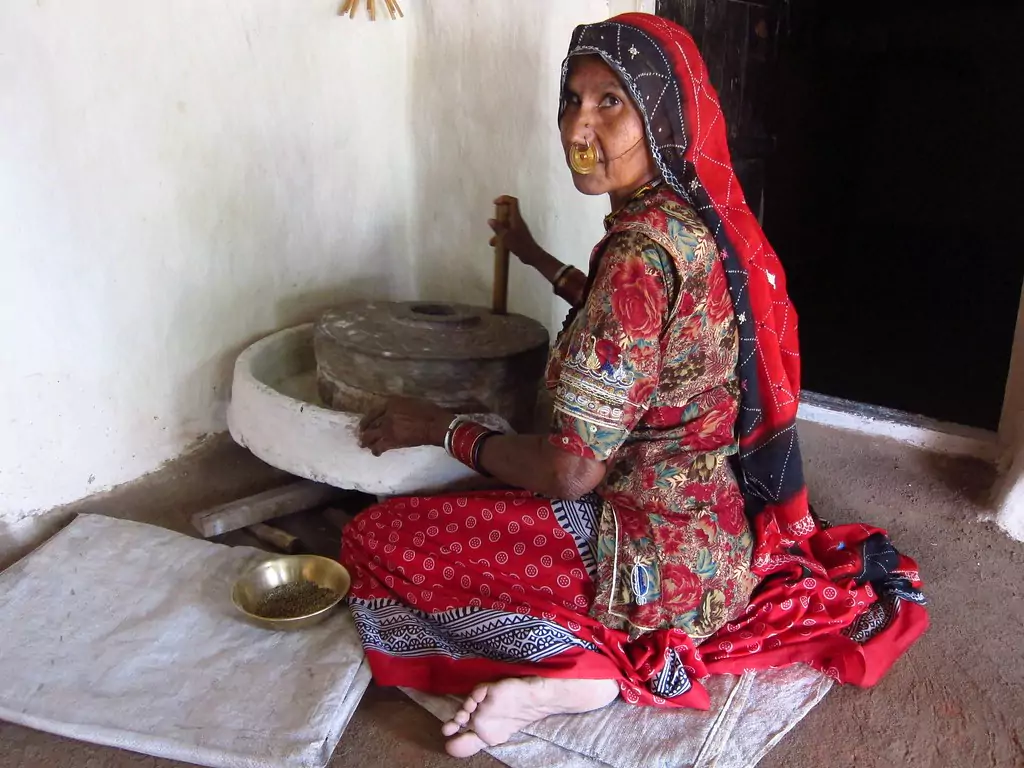 Women in Bishnois traditional attire