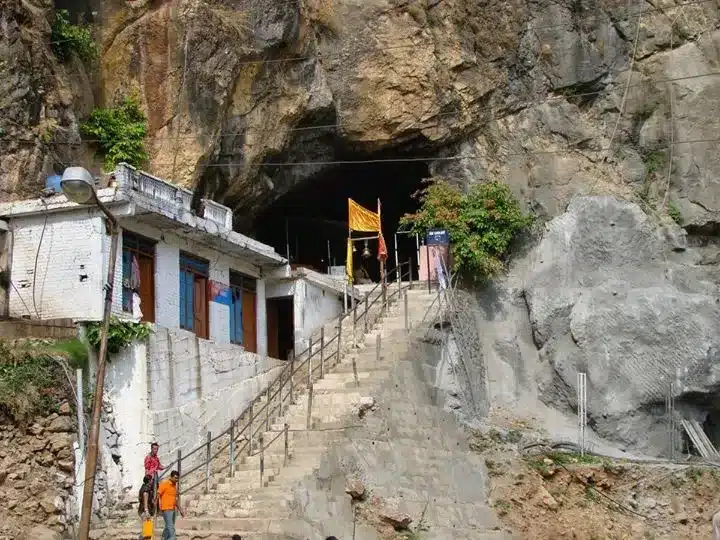 Shiv Khori Cave